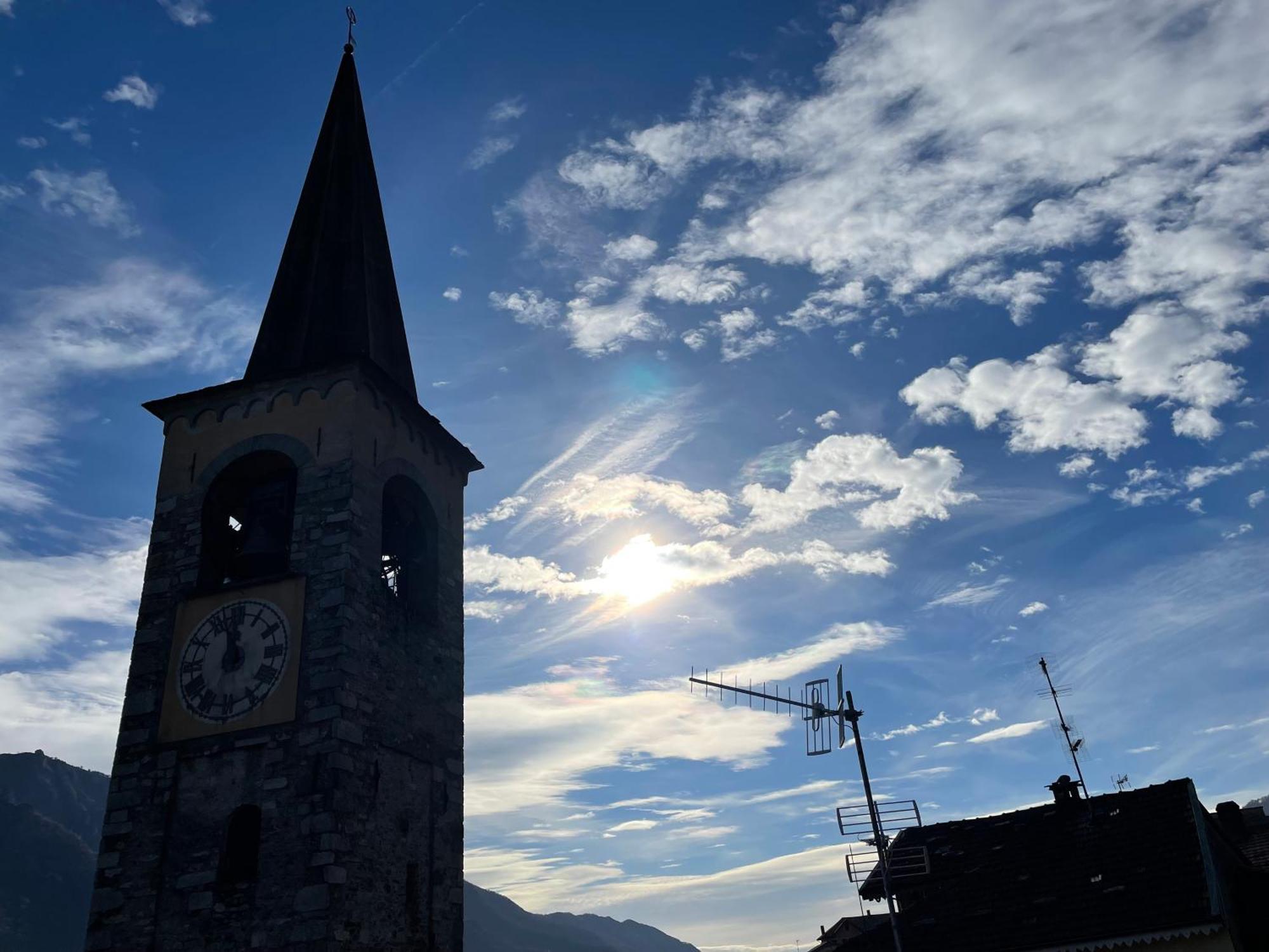 A D Rooms - Il Campanile Casale Corte Cerro ภายนอก รูปภาพ